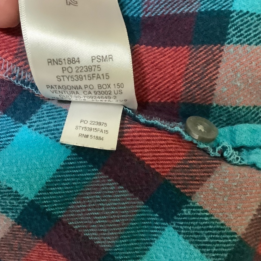 Patagonia Women’s Button Down Shirt Blue Pink Plaid Size 4 - Picture 8 of 13